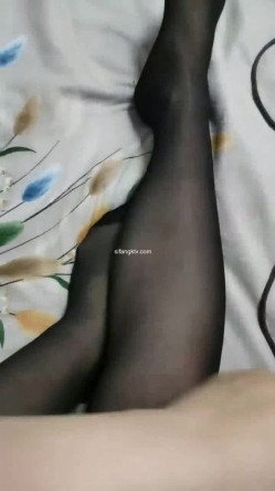 【漂亮女老师】英语老师边上课~边跳蛋喷水~一举两得4~24岁，985高校川大女硕士，晒录取通知书，真是骚逼啊 截图11