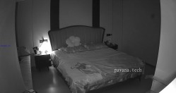 家庭台偷拍很能造的大叔各种姿势把娇妻搞得杀猪嚎叫 截图1