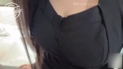 31万粉高质淫乱大神【奶子即正义】偷情美胸表妹差点被发现 化妆镜前抽插 把她按在窗台上的时候真是绝了 截图1