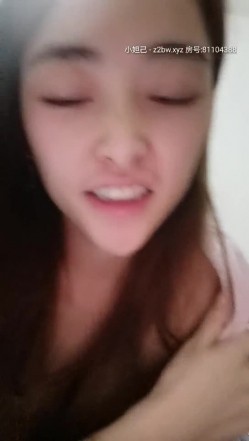 国产良家夫妻居家自拍，【太平公主】极品小少妇，肤白貌美，家中跟老公睡意朦胧中来一炮，娇喘悦耳动听撸管必备 截图13