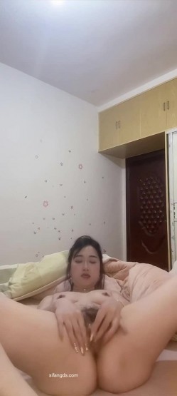 新流出裸贷湖南株洲性感美少妇陈佳纯洗澡自慰抵押视频表情淫骚非常有撸点 截图7
