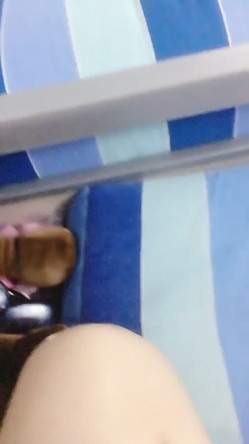 天然巨乳K罩杯美少女，两只大奶子赤裸在宿舍摇奶，和网友聊悄心话，想玩我的波波吗，我奶子砸你脸上 绝对甩晕啦,惊现QQ号！ 截图3