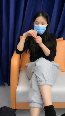 极品尤物【女神女神】绝世美乳大长腿 ️足交 ️深喉 ️看得鸡儿硬邦邦~我也想操！！ 截图14