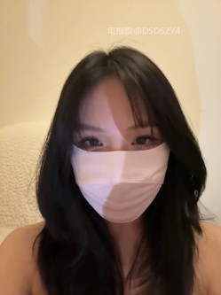 ️极品反差骚母狗【Olivia_11】淫荡骚御姐丝袜骚脚足交口交假屌骚浪至极 截图15