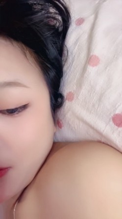 【芳心暗许】性感36D大奶子黑丝御姐 高颜值知性美人 逼毛又长又黑 掰穴露肉 极品翘臀大屁股 有奶水 截图7
