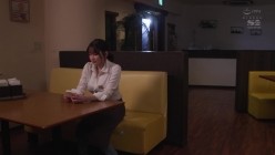SSIS-094 バイト先で出会った爆乳パート人妻とファミレス下衆不倫に没頭したボク 鷲尾めい 截图14