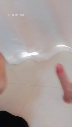 精品推荐 【快手】大奶少妇『依依女神哦』蝴蝶穴黑木耳骚舞道具诱惑自慰 截图15