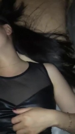 ️怀化的夫妻俩，私拍性生活流出 ️，阿姨真带劲，笔挺修长的模特腿，操起来白浆多 截图8