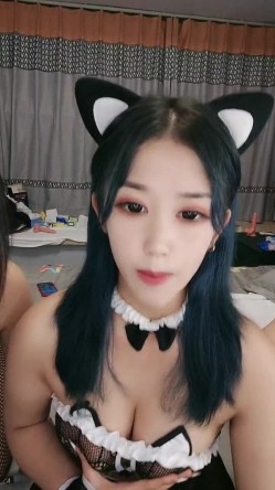 超多女神级别少妇，各个都是性爱高手，大战一男要是被吸干的节奏 截图9