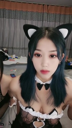 超多女神级别少妇，各个都是性爱高手，大战一男要是被吸干的节奏 截图10