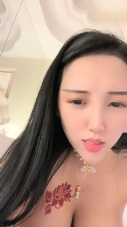 178胸膜！~【傲胸新木优子】，KTV土豪淫乱，高端酒店会牛郎！夜生活真是丰富，之前还爱装逼不脱呢 截图2