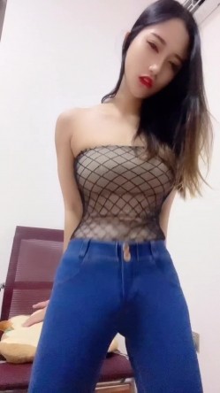 【快手】慢热锐+安琪悦+CT少女 快手少女 最新私发实拍福利 完美漏点 身材好 截图1