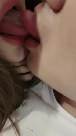【震爆核弹】学生眼中的美女老师艾妮呦彻底沦为土豪的玩物 截图15