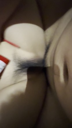 气质御姐露脸性爱，真是没想到如此反差，伸着舌头舔鸡巴的小雌犬 截图15