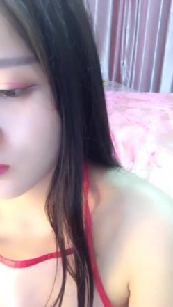 高颜值气质御姐美女主播 穿着薄纱肚兜 情趣黑丝 激情自慰很是诱人 截图5