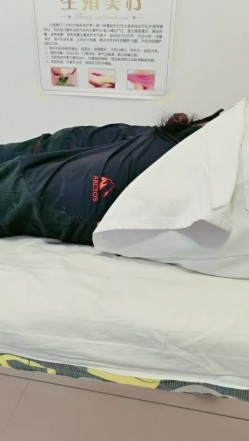 生殖美疗服务没见过的新道具也不知道干啥的请老司机鉴定，口交大鸡巴骚女上位把男的干了，精彩不要错过 截图11