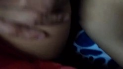 上夜班归来看到没穿内裤裸睡的女友掰开她的B检查一下昨晚有没和别人搞过 截图12