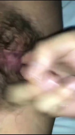 公司聚会灌醉喝多了的美女同事各种姿势猛操她的大肥B完美露脸 截图2