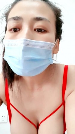 中国移动客服！~【挚爱良家】工作闲暇之余，兼职赚点儿钱，大尺度自慰，少妇露脸，身材真好，超诱人 截图16