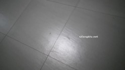 国内【水上乐园】换衣间沐浴区近景偷拍 美女如云淋浴换衣好身材一览无余 截图9