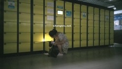国内【水上乐园】换衣间沐浴区近景偷拍 美女如云淋浴换衣好身材一览无余 截图10