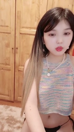 新人！大学生下海~又骚又漂亮~【贝贝】美乳爱心奶~爱了，青春气息扑面而来，兄弟们动心吗 截图14