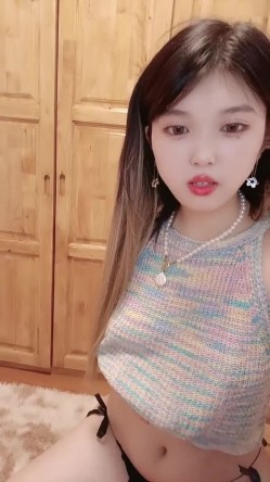 新人！大学生下海~又骚又漂亮~【贝贝】美乳爱心奶~爱了，青春气息扑面而来，兄弟们动心吗 截图15