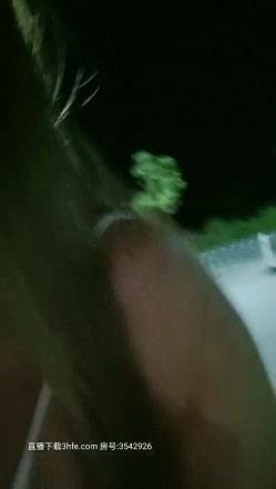 嗲嗲的美乳小奶猫骚爆炸天 勾搭两兄弟午夜玩车震 无套骑乘玩的美乳乱颤 安全期顶操内射后另一个接着操 截图6