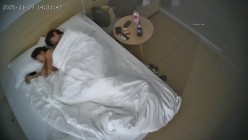 酒店偷拍 连续两天入住情侣气质甜美又身材不错的美女喜欢上位榨取男友精液 截图8