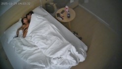 酒店偷拍 连续两天入住情侣气质甜美又身材不错的美女喜欢上位榨取男友精液 截图9