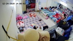 监控偷拍缅北电信诈骗公司女员工集体大通铺睡觉 ️有业绩才能回家 截图3