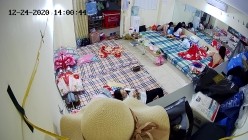 监控偷拍缅北电信诈骗公司女员工集体大通铺睡觉 ️有业绩才能回家 截图4