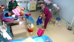 最新流出 黑客破解国内某乡镇医院偷拍产房孕妇顺产高清视频流出 截图5
