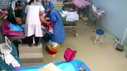 最新流出 黑客破解国内某乡镇医院偷拍产房孕妇顺产高清视频流出 截图7