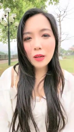 【你的户外小淫妇】商场公园地摊周边行人不少又紧张又激动水流了好多 截图15