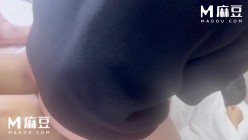 麻豆原创UP投稿 Milk喵姐 178车模被男技师内射 喵姐的大长腿 阳痿来了都能动两下 技师不得射才怪 截图7