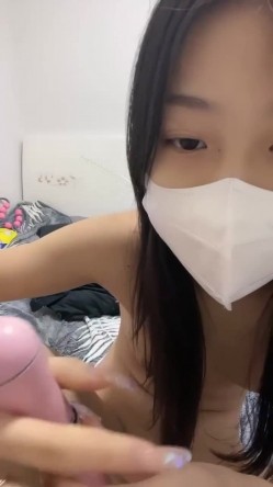 苗条美女美臀骚穴，极度痒痒，用玩具深插骚逼 截图7