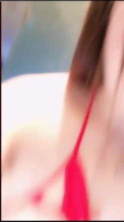 丰满巨乳妹子情趣装诱惑掰开逼逼给你看 好骚的两个大奶一直晃 露脸真美 截图16