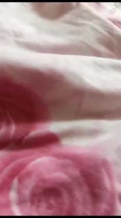 “舒服吧老头明天当我干爹好不好”对白搞笑淫荡70来岁J8还很大的老头被超骚的熟女鸡爽的不要不要的 截图10