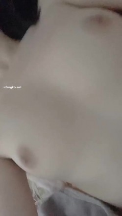 《百度云泄密》冒充艺校老师忽悠高一学妹脱光了看鲍鱼是否处女 截图7