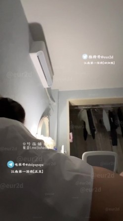 萝莉杀手『江南第一深情』35号女主，气质00后杭州网红脸美女，太迷人了 那个腰臀比 皮肤那么白 谁能忍得住 截图12