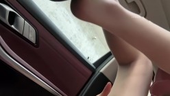 最新抖音泄密！高颜值大奶丝袜女神【璐璐本璐】福利，性爱XO自慰内衣诱惑，绝对反差炸裂 截图10