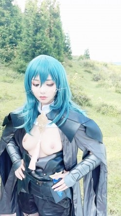 高端ACG业界女神爆机少女 喵小吉 火焰纹章无双 风花雪月 露天裸艳胴体超欲酥乳蜜穴4K原版 截图6