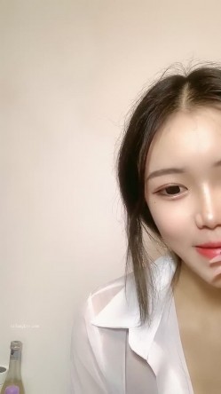 新人！美女主播被干了~【希希】黑丝长腿~疯狂啪啪~过瘾~！ 截图11
