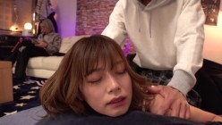 SCOP-840 酒を飲んで酔っ払った兄貴のギャル彼女に寝バックでこっそり挿入！！ギャルが起きても、兄貴が戻ってきてもマッサージと称したNTRレ●プで連続生ナカ出し！！ 截图7