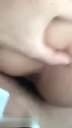 接甜美小情人下班说今天刺激点玩车震 男子有点犹豫 车多操操停停 老公又催回家真的刺激 截图14