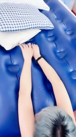 ️姐妹双飞【甜甜美女】姐妹合逼、天下无敌、姐妹身材颜值爆表 截图3