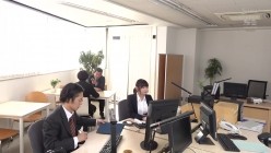 SSIS-017 酔って目を覚ますと憧れのJカップ女上司とラブホで二人きり。そのまま朝まで全裸の二次会、三次会。 鷲尾めい 截图1