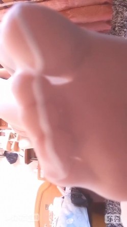 微博巨乳长腿网红@茜公举殿下VIP收费自拍 截图4