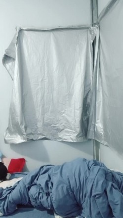 居家知性美少妇，独自在家道具自慰，跳蛋自慰粉蝴蝶，流了很多白浆 截图2